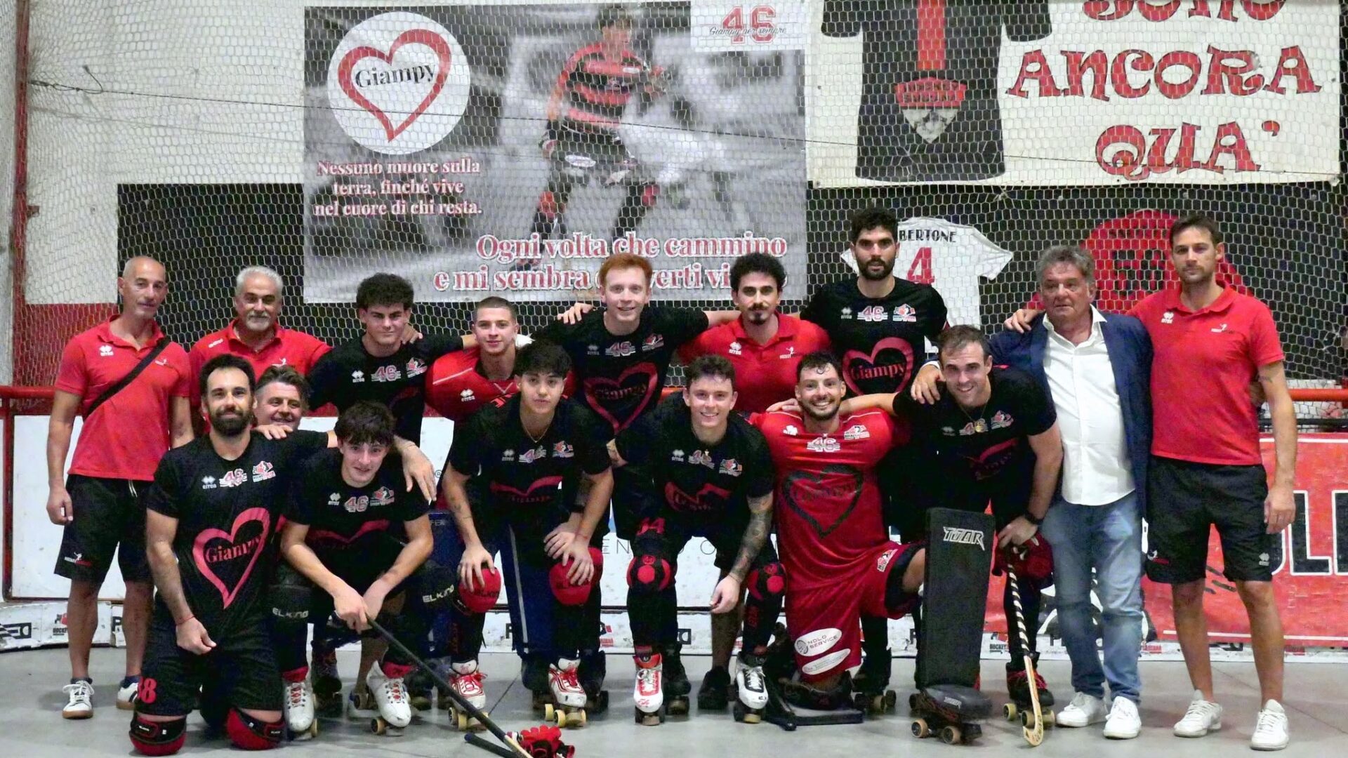 IL SARZANA FA DUE SU DUE: VITTORIA SUL FORTE DEI MARMI E PRIMATO NEL GIRONE C. AL VECCHIO MERCATO SERATA DI EMOZIONI E ORGOGLIO NEL RICORDO DI GIAMPIERO ANDREANI.