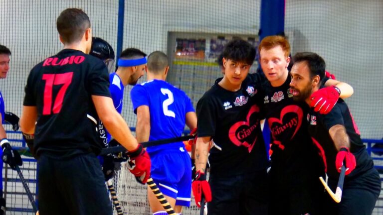 SABATO DI EMOZIONE E APPARTENENZA AL VECCHIO MERCATO: L’HOCKEY SARZANA RITROVA CASA CONTRO IL FORTE DEI MARMI NEL SEGNO DI GIAMPIERO ANDREANI.